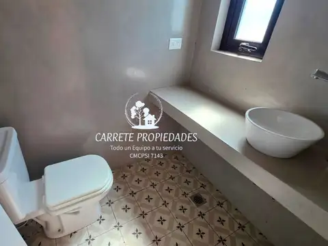 Casa 4 ambientes con 3 baños