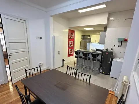 Departamento 7 ambientes con 2 baños