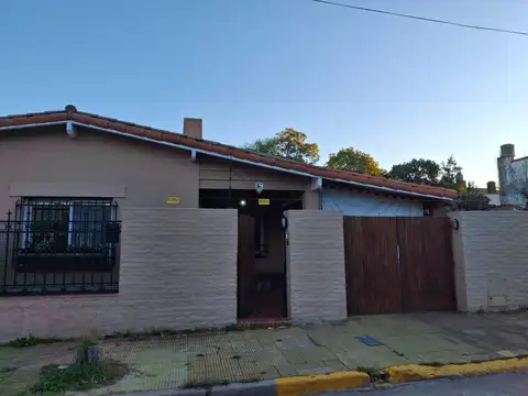 Casa en Beccar-Vias/Libert.