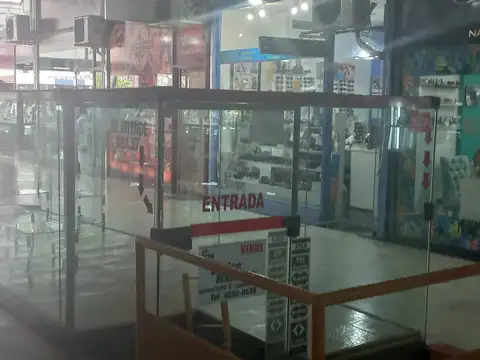 Oportunidad - Venta 2º Góndola Galería Flores Center
