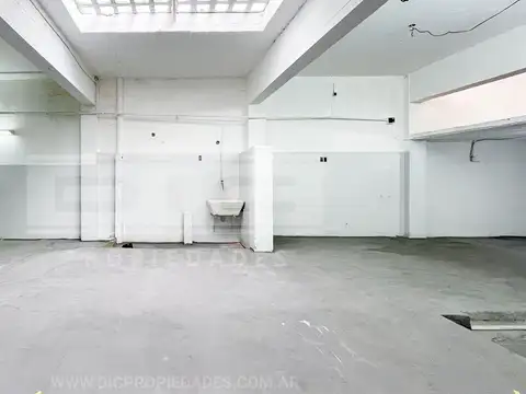 Local en Alquiler 40 años