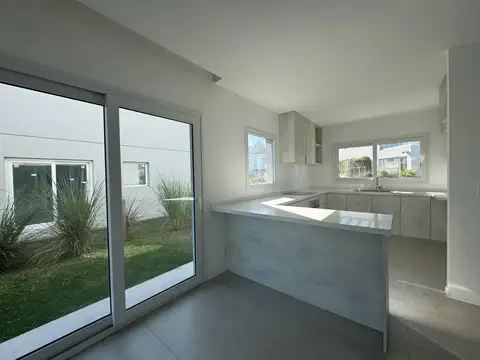 Departamento en Venta con 2 cocheras