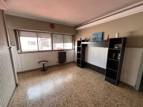 Casa en Venta con 5 cocheras