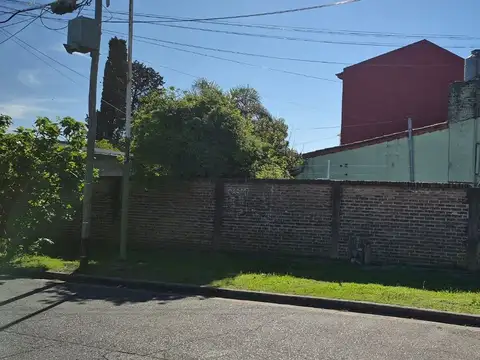 VENTA GRAN LOTE CON CASA Y DPTO. EN LOS POLVORINES