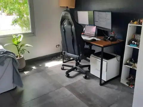 Casa en  Talar del lago II -lote interno- moderna