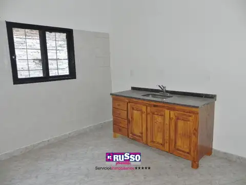Depto Tipo Casa en Venta con 1 cocheras