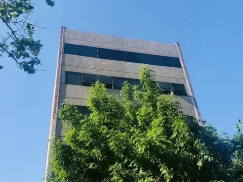 Montevideo 2400, Piso 6