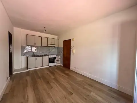 Velez Sarsfield 134 , Piso PB