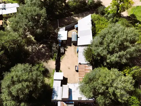 Fondo Comercio en Venta con 2 cocheras