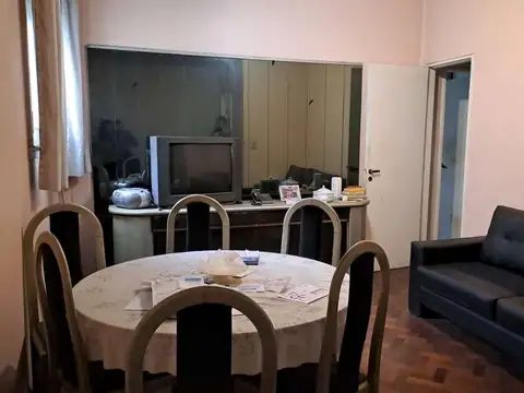 Depto Tipo Casa en Venta en Parque Chacabuco, USD 135.000