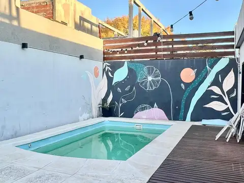 Casa en venta de 3 dormitorios con pileta San Nicolas al 2000