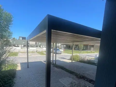 Oliden Joven Town House en Venta