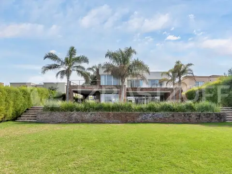 Casa en Venta al Sudeste