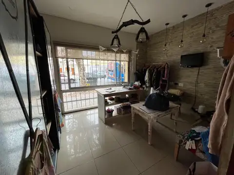 Depto Tipo Casa en Venta en Liniers, USD 210.000