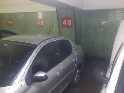 VENTA COCHERA MICROCENTRO SAN NICOLAS