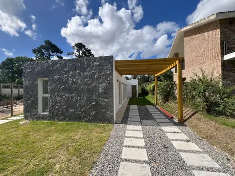 Casa en venta c/ cochera en Barrio Córdoba