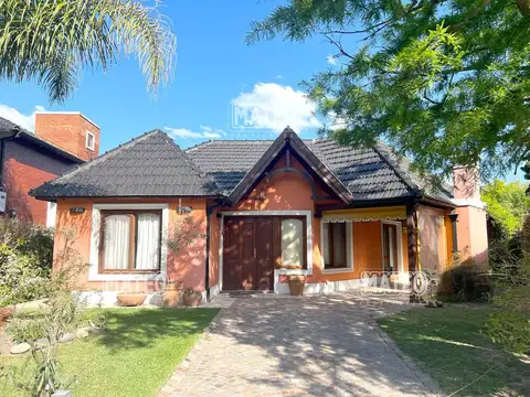 PROPIEDAD DESARROLLADA EN PLANTA BAJA - MUY FUNCIONAL