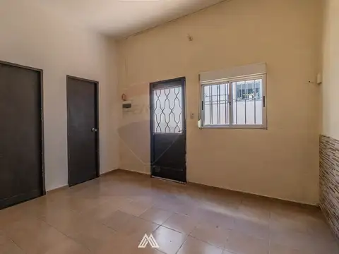 Bv. José Batlle y Ordoñez 4400