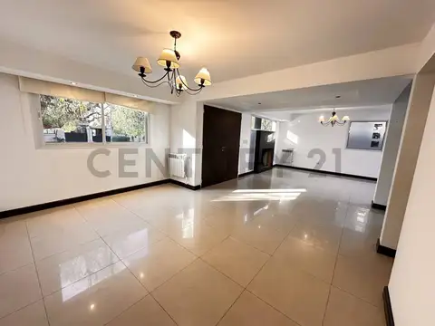 Casa en Venta en Mendoza, USD 300.000