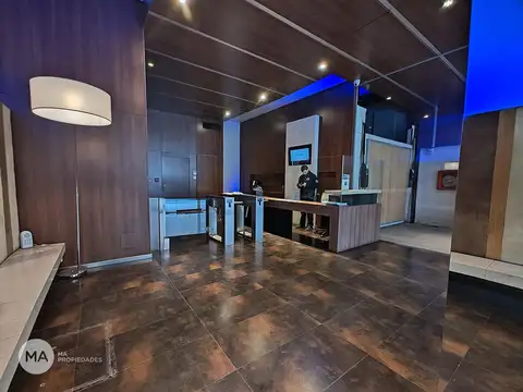 Oficina en Venta al Este