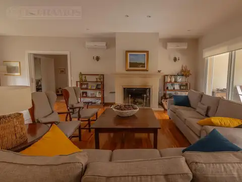 Casa en Venta al Este