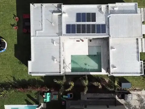 Casa 6 ambientes Terralagos Canning