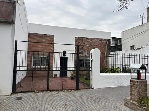 ¡Oportunidad! Casa 4 ambientes en Venta - Mataderos