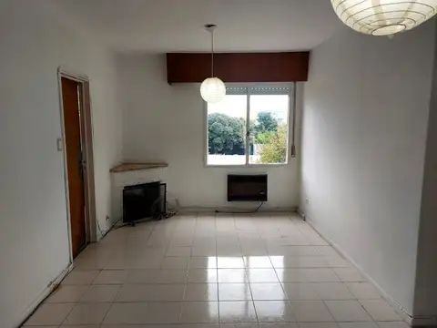 Departamento 4 ambientes con 1 baño