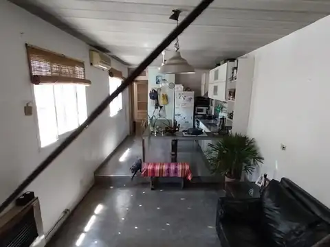 Depto Tipo Casa en Venta 50 años