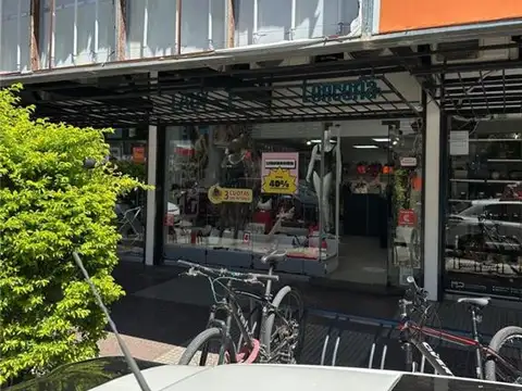 FRONDIZI 100, Piso P.B.