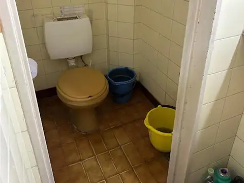 FRONDIZI 100, Piso P.B.