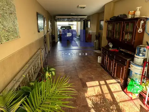 Casa en Venta en Liniers, USD 490.000