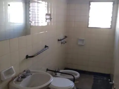 Local en Venta 50 años