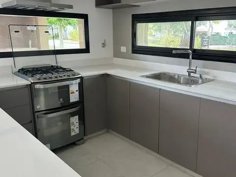 CASA VENTA HARAS DEL SUR 2 ESTRENAR 3 DORMITORIOS