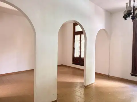 Depto Tipo Casa en Alquiler en Caballito, $ 1.300.000