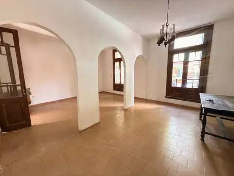 Depto Tipo Casa en Alquiler de 2 dormitorios