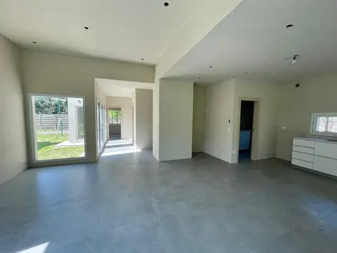Casa en Venta con 1 cochera