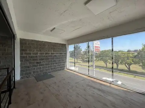 Local en Venta en Castelar, USD 299.000