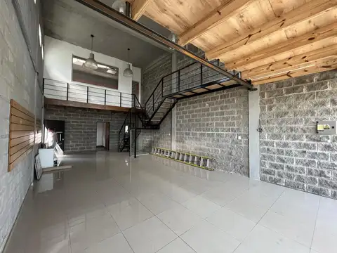 VENTA DE LOCAL EN CASTELAR OPORTUNIDAD