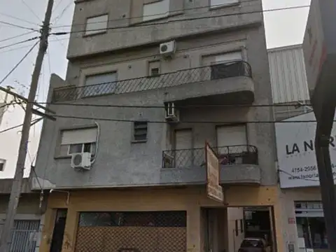 Galpon en Venta 40  mts Fondo