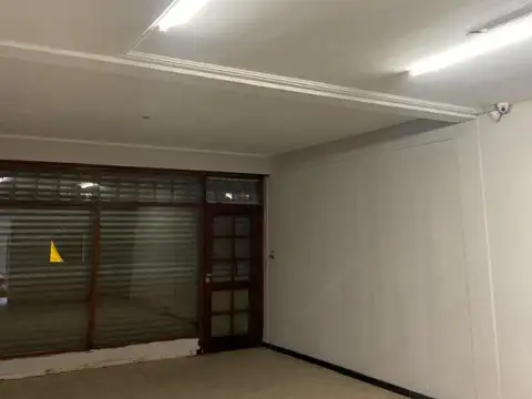 LOCAL MAS VIVIENDA SOBRE AV. MONSEÑOR ZABALA