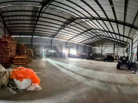 Galpon en Venta 30  mts Fondo