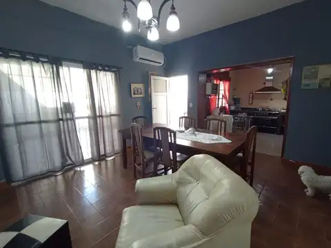 CASA VENTA 5 AMBIENTES  MULTIFAMILIAR EL PALOMAR