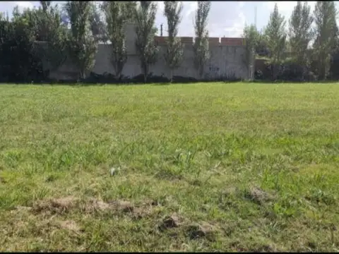 Terreno en venta - 450Mts2 - Longchamps