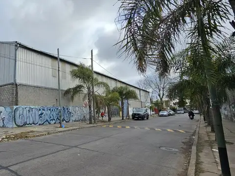 Galpon en Venta 24  mts Fondo