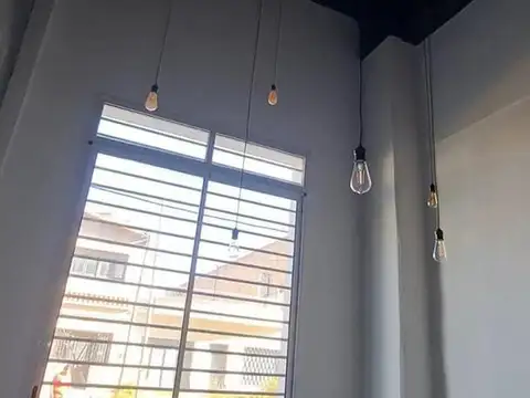 Florida 2207, Lanús Oeste