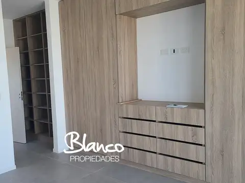 Departamento 5 ambientes con 4 baños