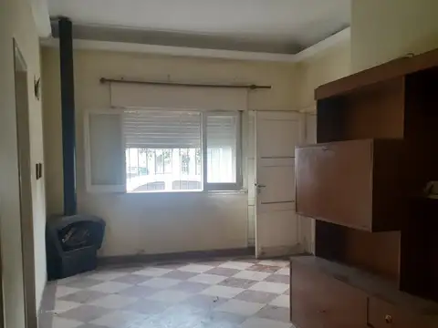 Fray Santa Maria de oro 4900, Piso pb