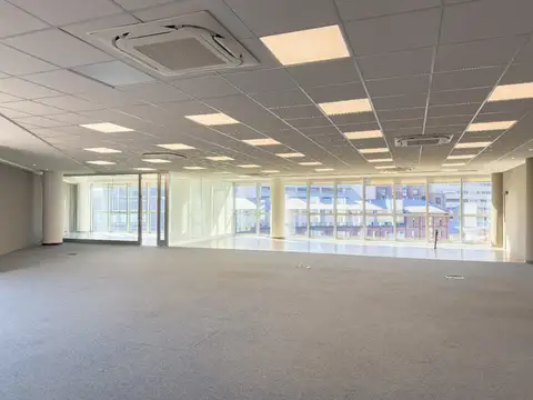 Oficina Monoambiente con 2 baños