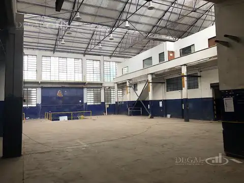 Galpon en Alquiler 18  mts Frente